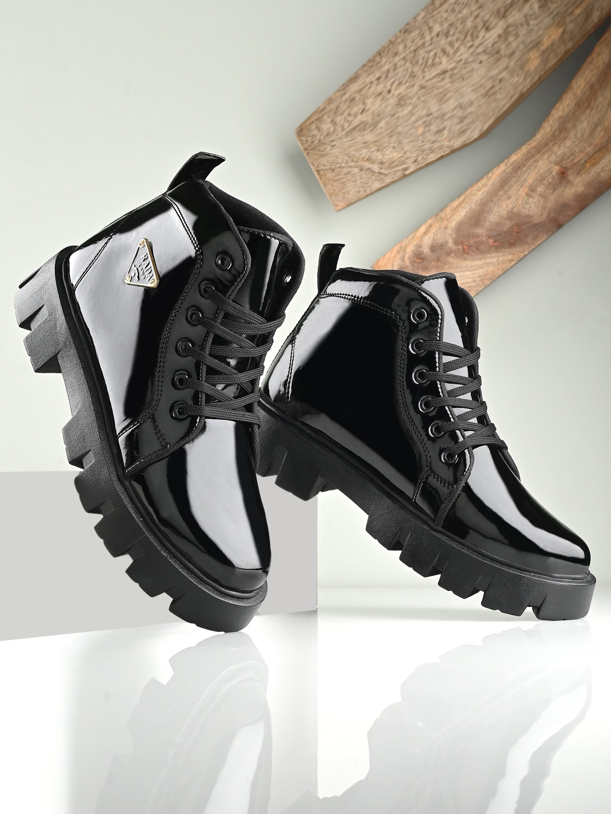 Black Casual Lace-Up Boots for Men